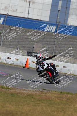 media/Nov-26-2022-Fastrack Riders (Sat) [[b001e85eef]]/Level 2/Session 3 Outside Turn 9/